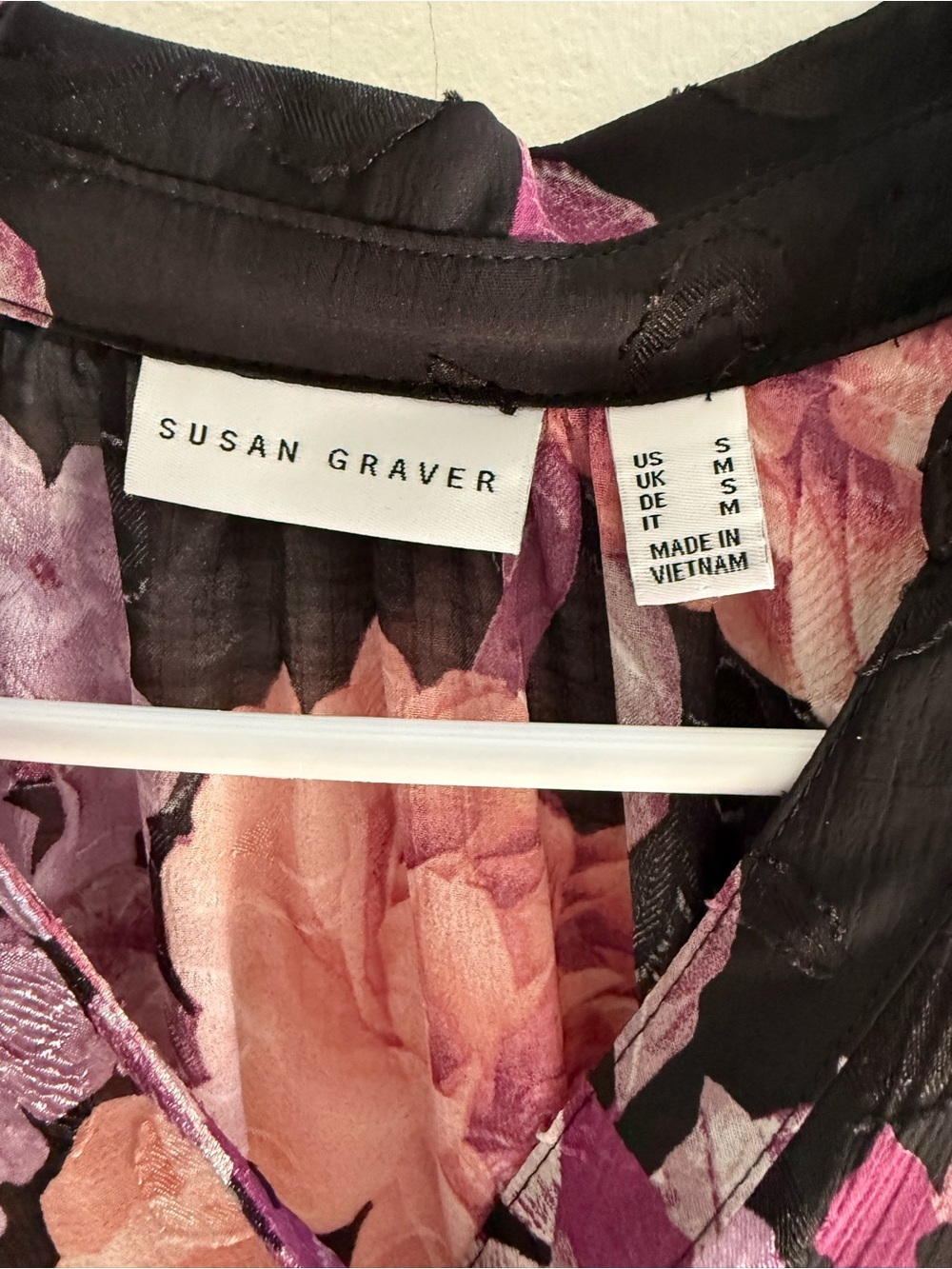 Susan Graver Floral Burnout Sheer Button Front Blouse top Size Small - Picture 4 of 7